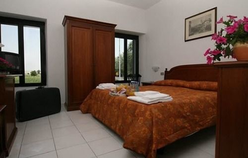 Hotel Vecchio Convento Bareggio Zewnętrze zdjęcie